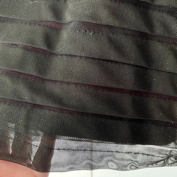 NWT! R&M Richards Fuchsia & Black Dress w/Glitter - Size 10 - Picture 2 of 4